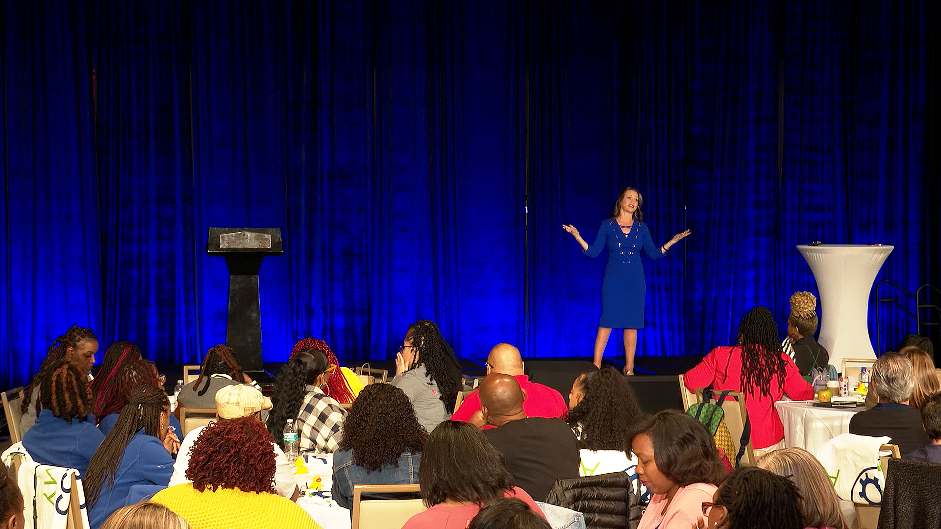 Merit Kahn connecting with audience
